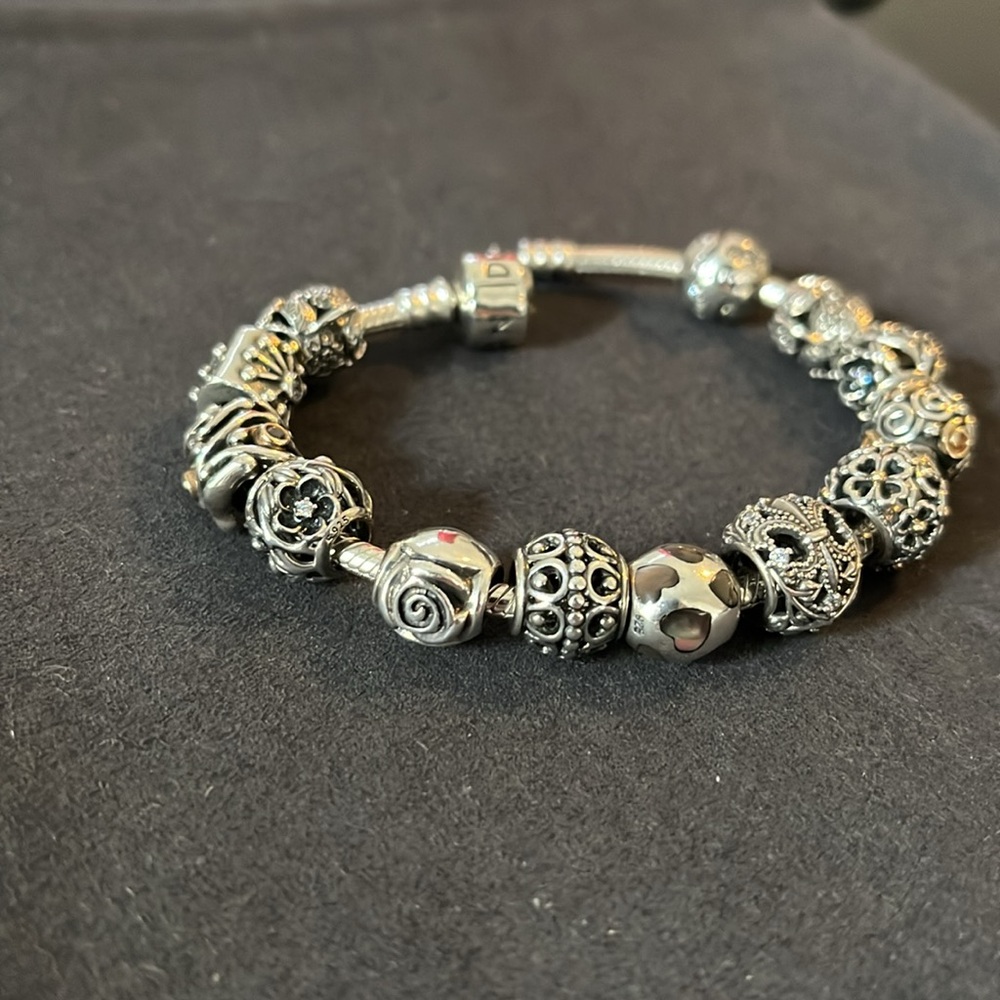 Pandora Bracelet - Picture 3 of 4